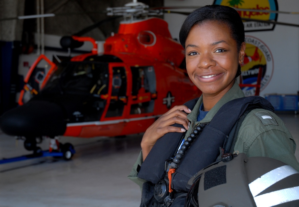 1st female African-American helo pilot