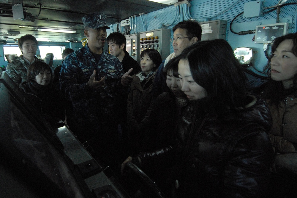 Fleet Logistics Center