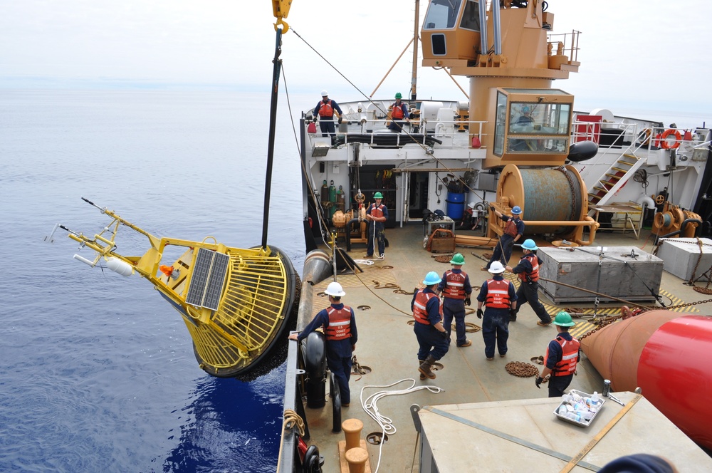 CGC Maple in Pacific Ocean