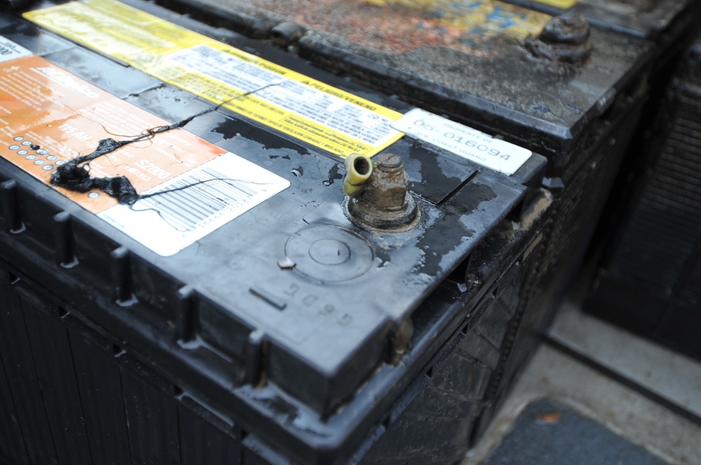 Coast Guard retrieves batteries from Potomac River