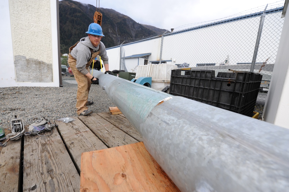 Station Juneau wind turbine