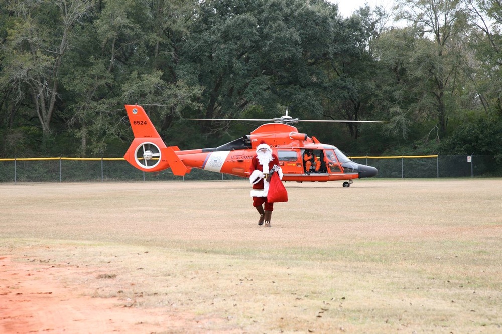Santa visits ATC Mobile