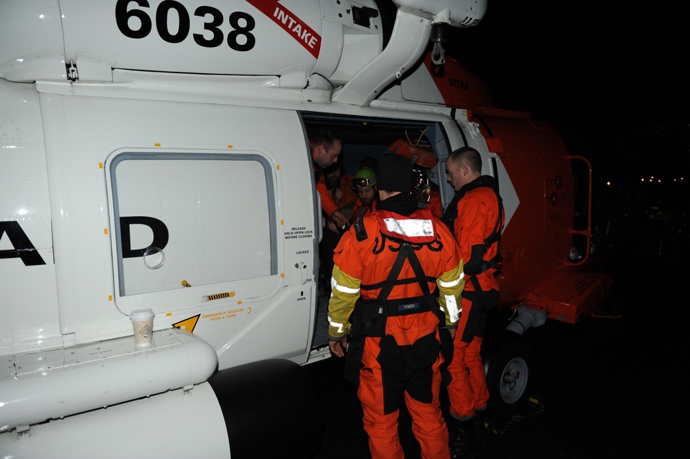 Coast Guard assists Juneau Mountain Rescue, Alaska State Troopers