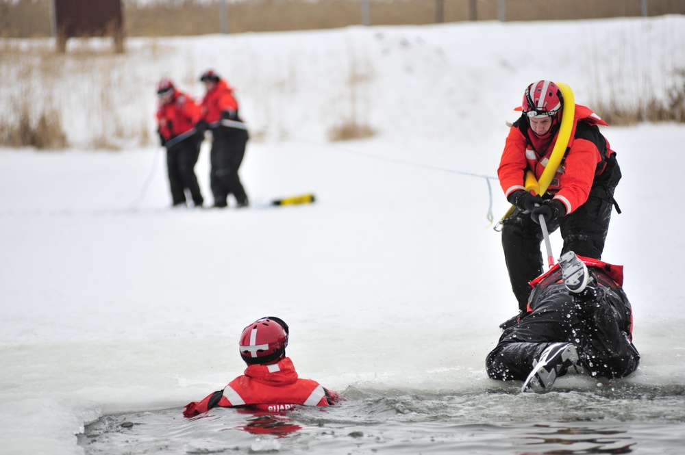 Saginaw Ice Rescue Training