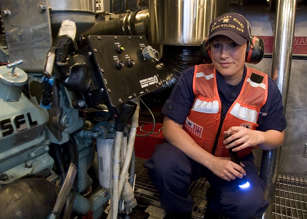 Week in the life of the Coast Guard - Fireman Kristin Carfi