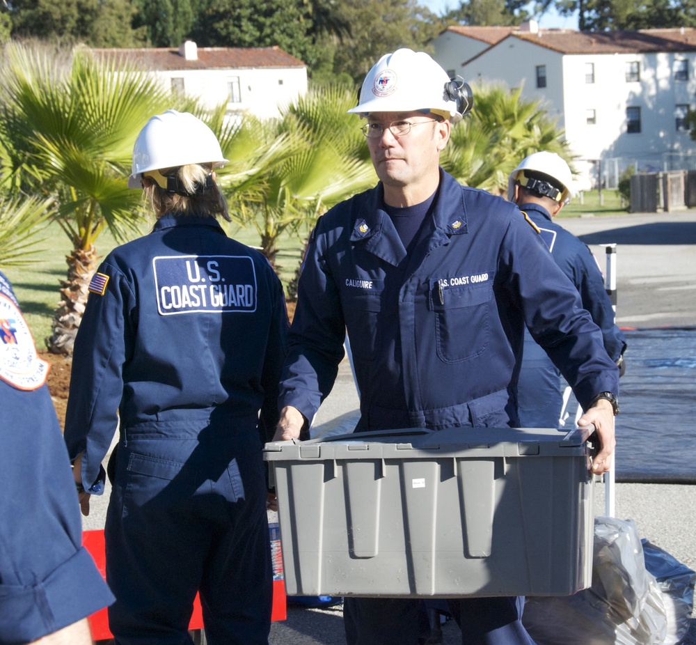 Week in the Life of the Coast Guard - Pacific Strike Team