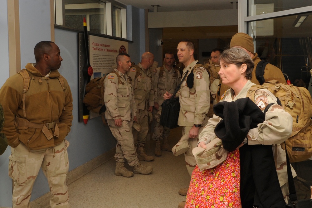 PSU 308 crew arrives at Naval Station Norfolk