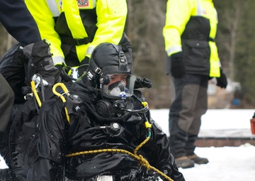 Cold Water Ice Diving Course