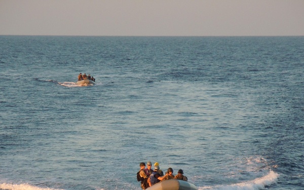 Counterpiracy boarding