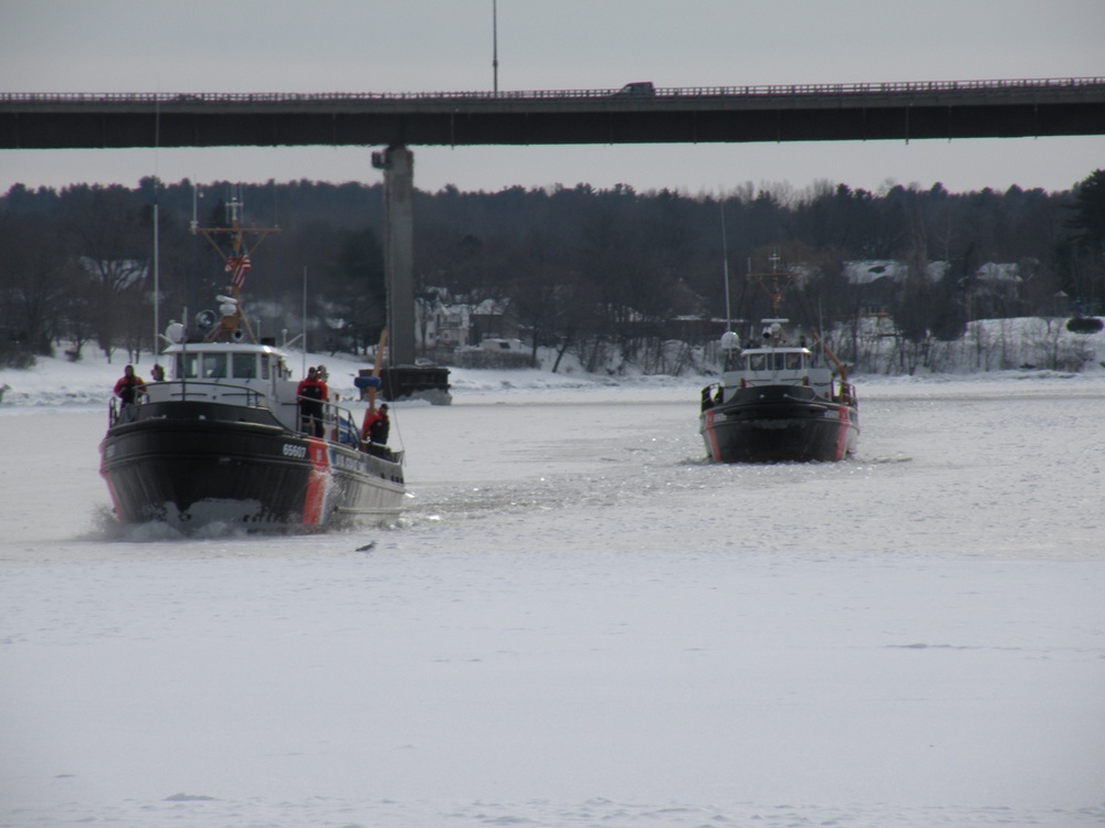 Coast Guard cutters break ice on the Penobscot River
