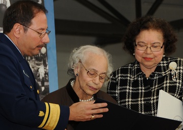 Emlen Tunnell gym naming ceremony