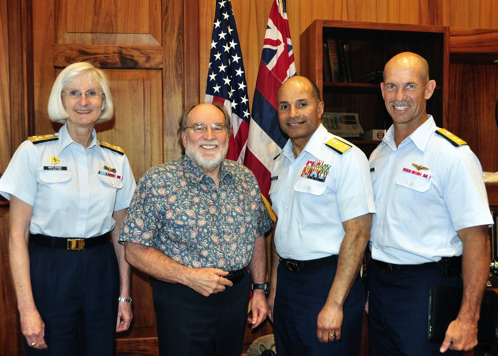 VADM VISITS THE 14TH DISTRICT