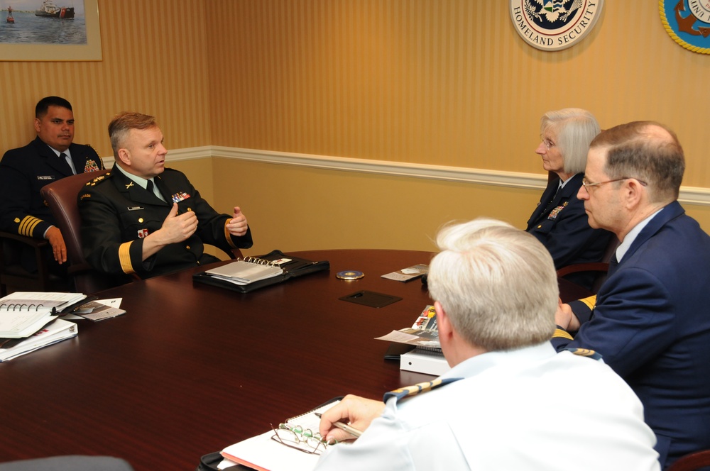 Canada Command Commander visits Coast Guard Headquarters