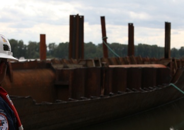 Davy Crockett deconstruction