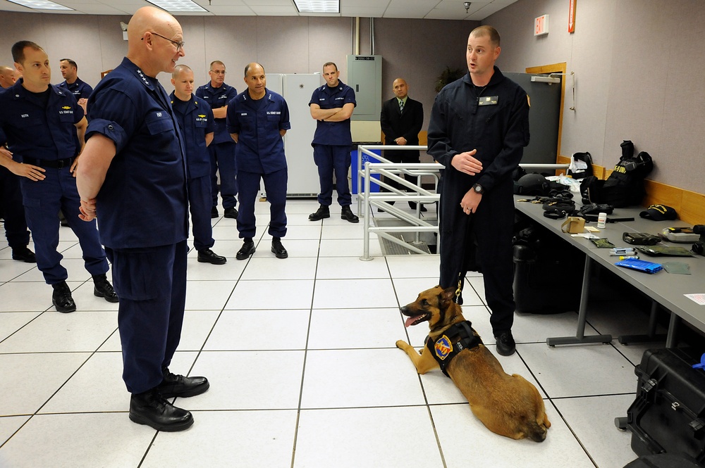 Coast Guard commandant visits Chesapeake, Va., Maritime Security Response Team