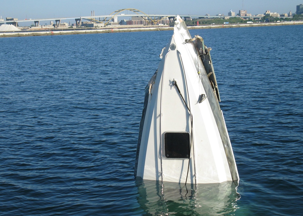 Milwaukee Harbor Breakwall Allision
