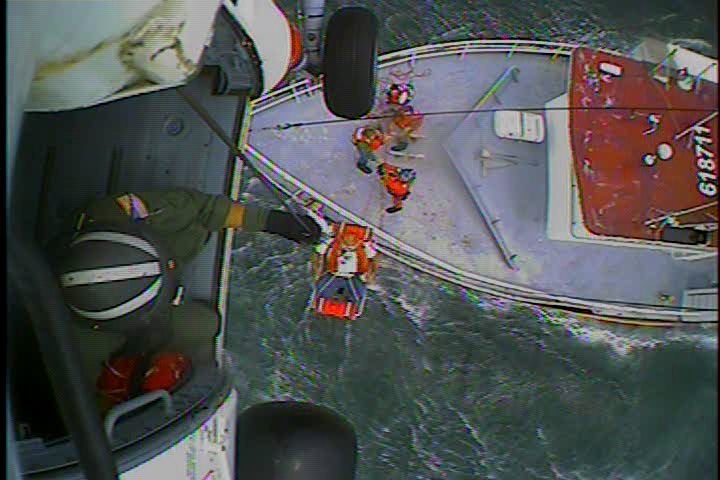 Coast Guard airlifts ill crewman