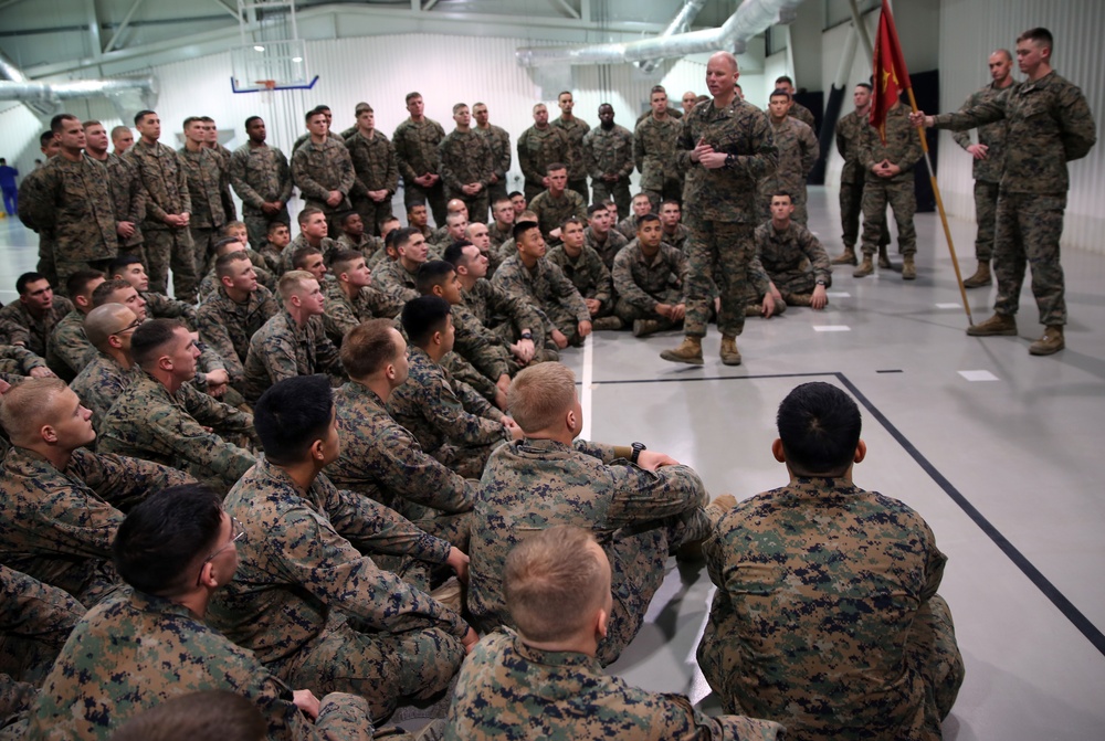 Command visit brings Marines, sailors together