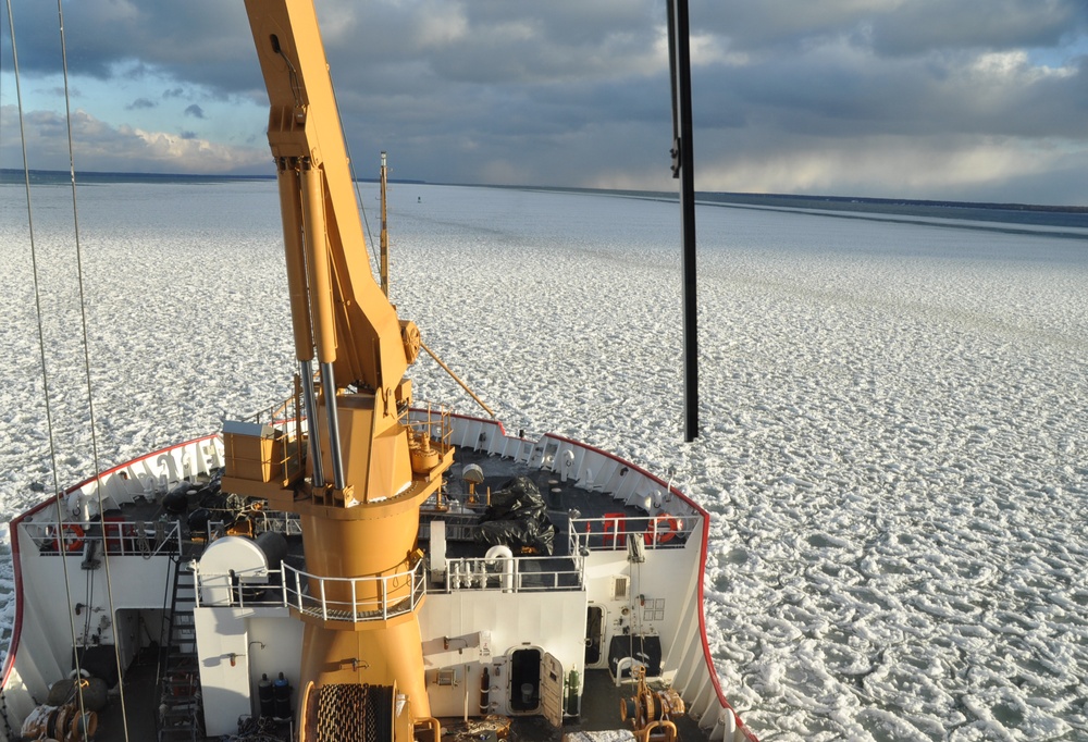 USCGC Mackinaw during Operation Fall Retrieve