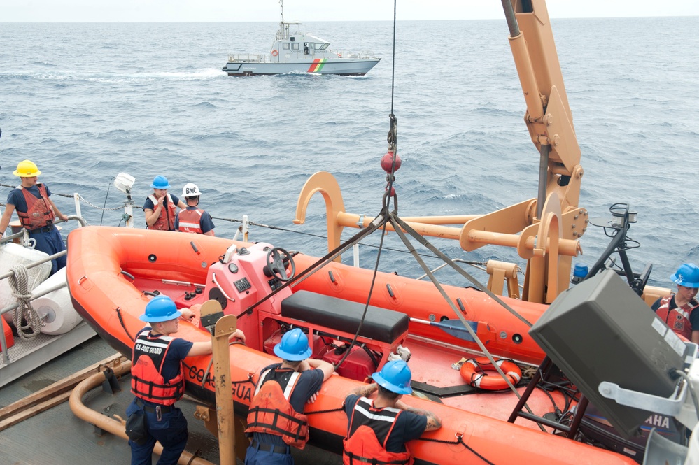 DVIDS - Images - Coast Guard Cutter Forward