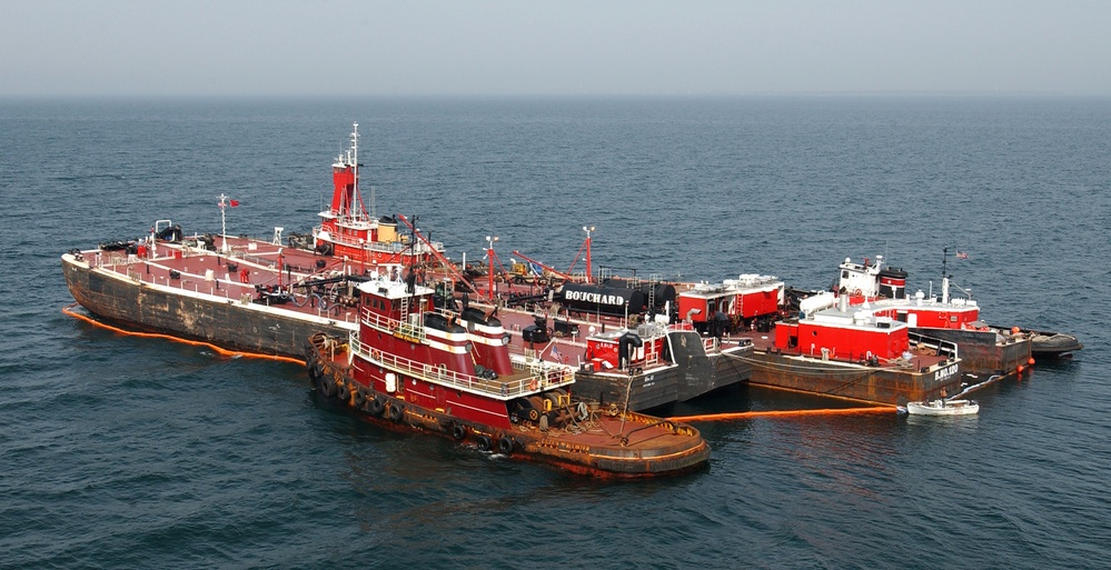 DVIDS Images BUZZARDS BAY OIL SPILL