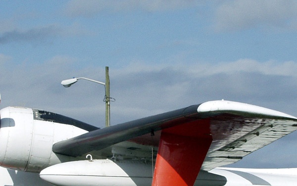 HU-16E PLANE DISPLAY