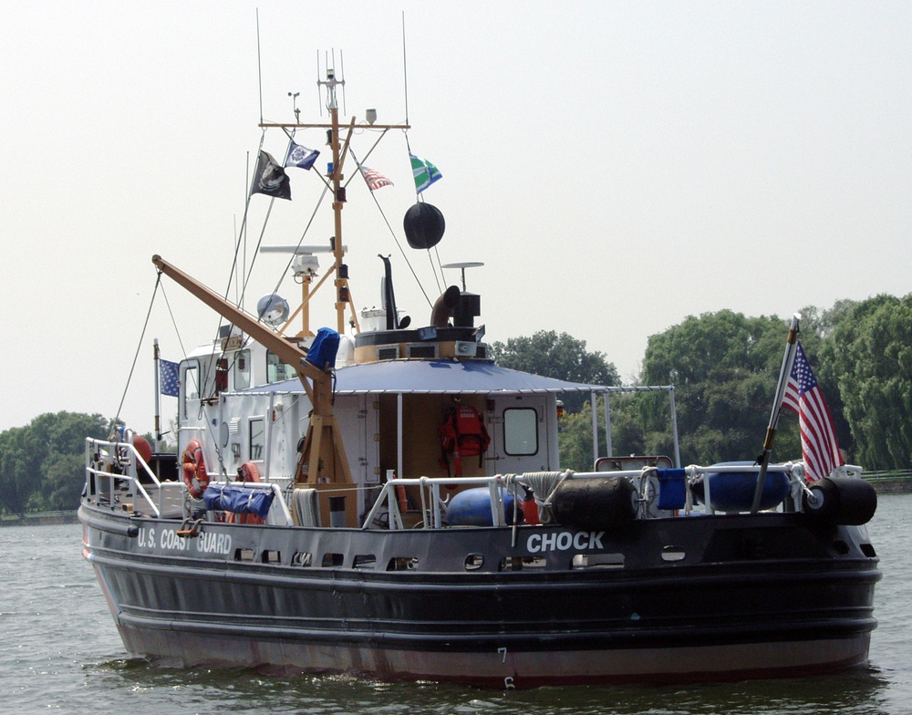 Chock Flying the Auxiliary Ensign