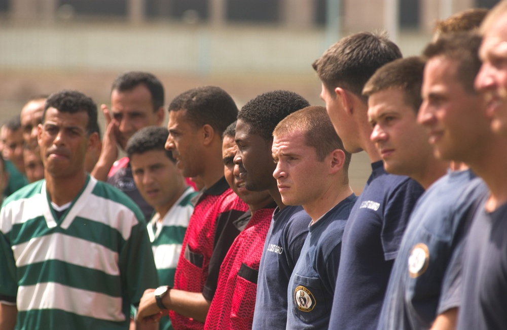 CUTTER BEAR VISITS MOROCCO