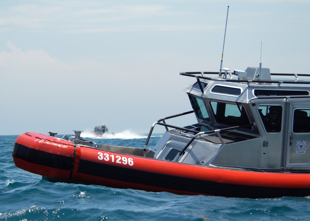 33-foot patrol boat