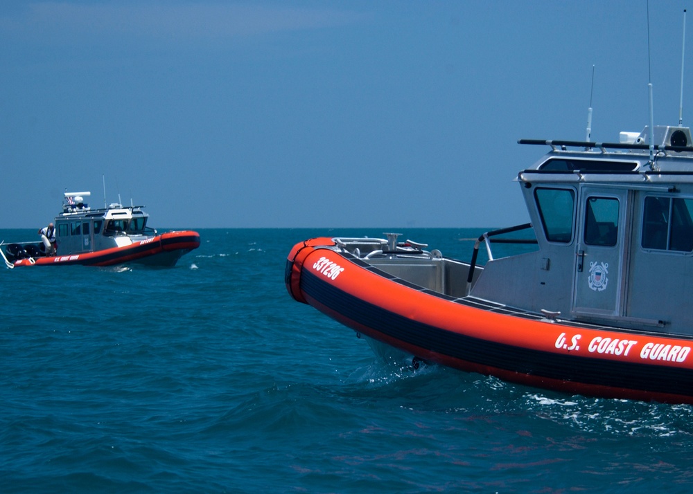 33-foot patrol boat