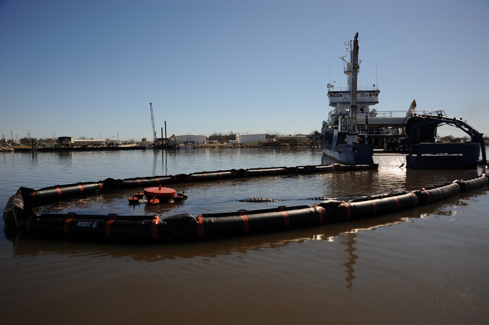Port Aurthur Oil Spill Response