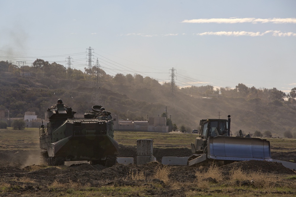 1st CEB and 3rd AABN conduct complex obstacle breaching during Steel Knight 2014