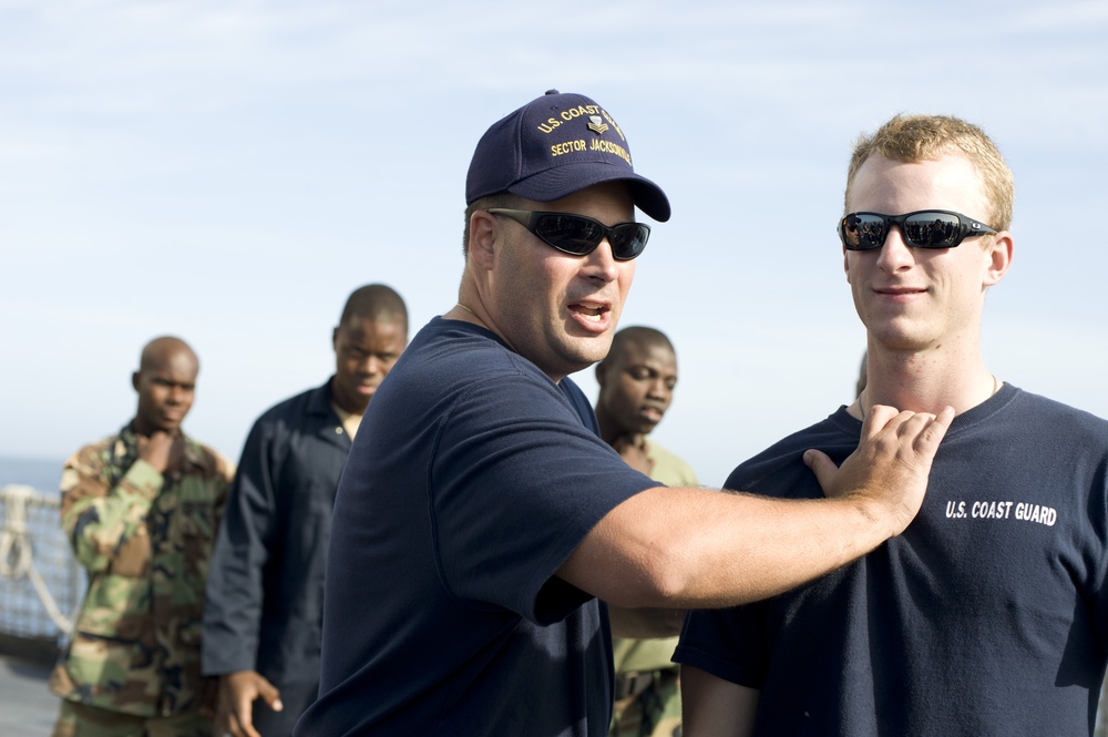 DVIDS - Images - Coast Guard Cutter Forward conducts law enforcement ...
