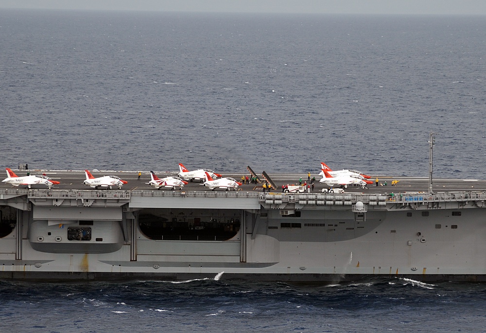 Goshawk carrier qualification