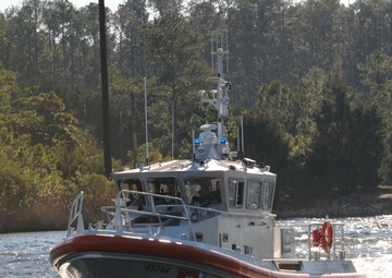 Coast Guard crew receives 144th Response Boat - Medium in Hobucken, NC