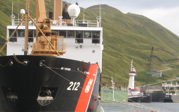 CGC Hickory crew deploys SORS