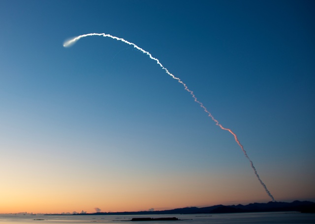 Fall 2011 Minotaur IV rocket launch from Kodiak