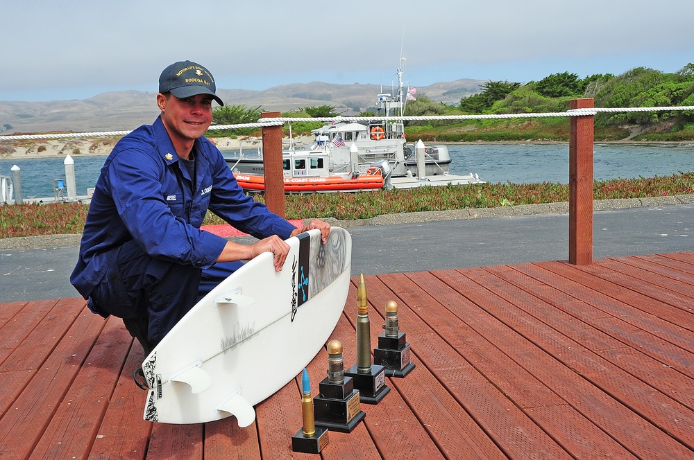 MK2 Matthew Merel wins surfing competition
