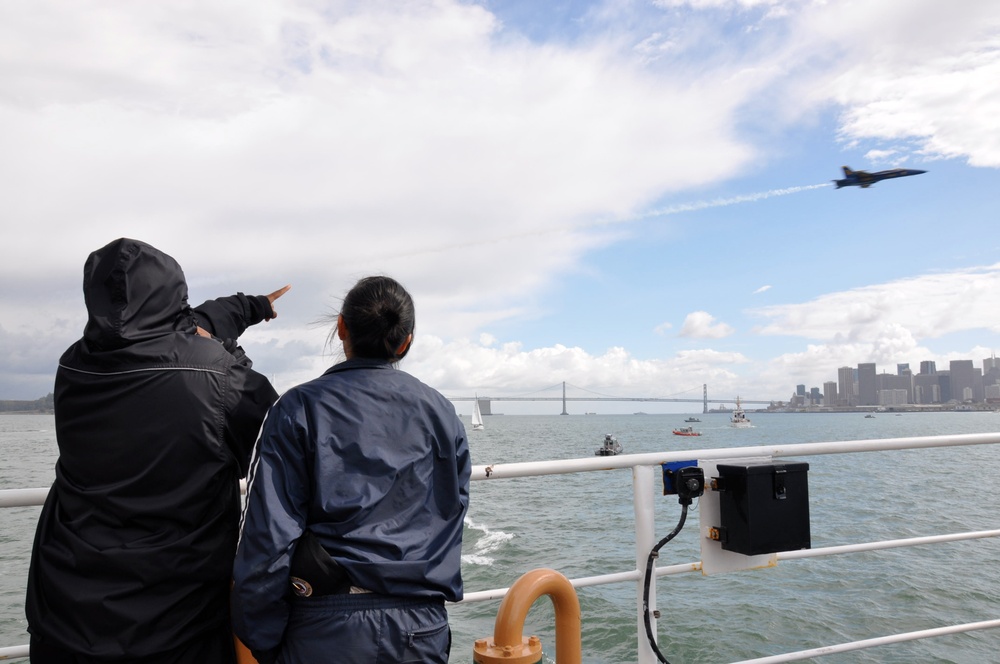 USCGC George Cobb embarks OMI cadets