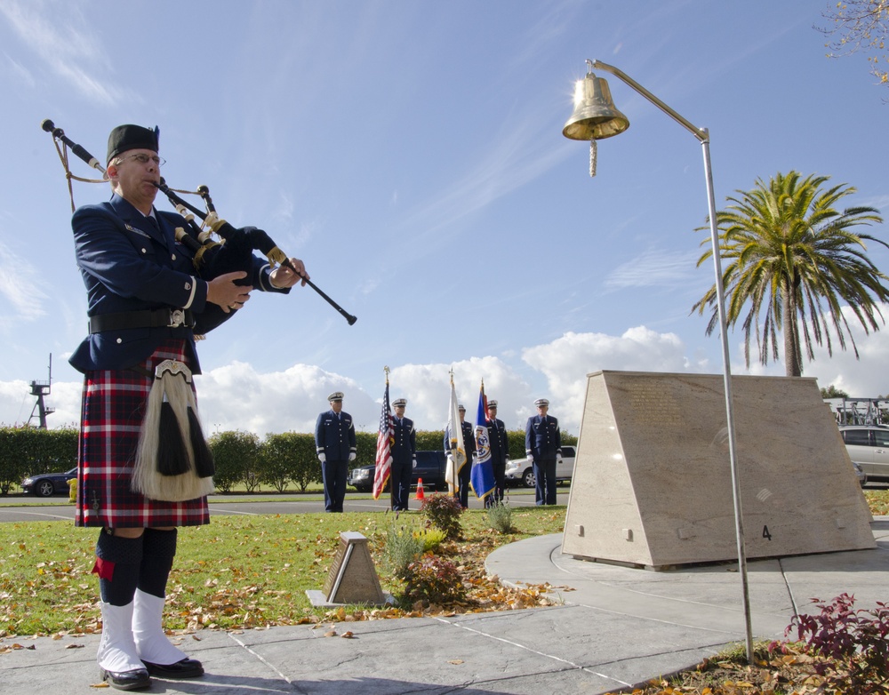 Memorial honors past Coast Guard Auxiliarists