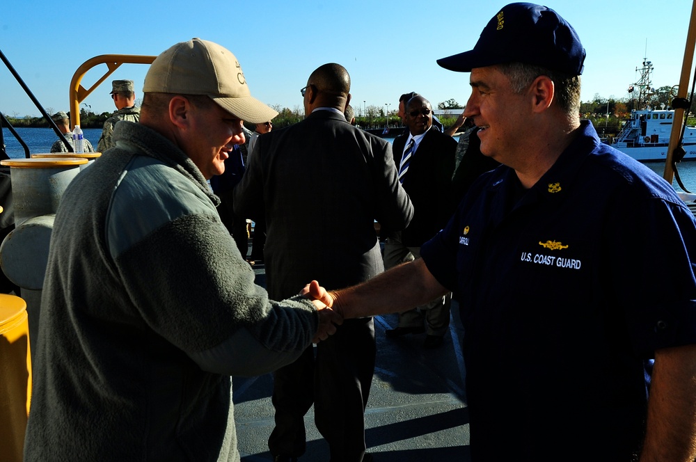 Coast Guard hosts Alabama Commanders Summit participants