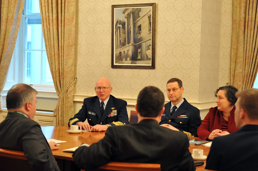 Meetings at the Royal Navy of the United Kingdom headquarters