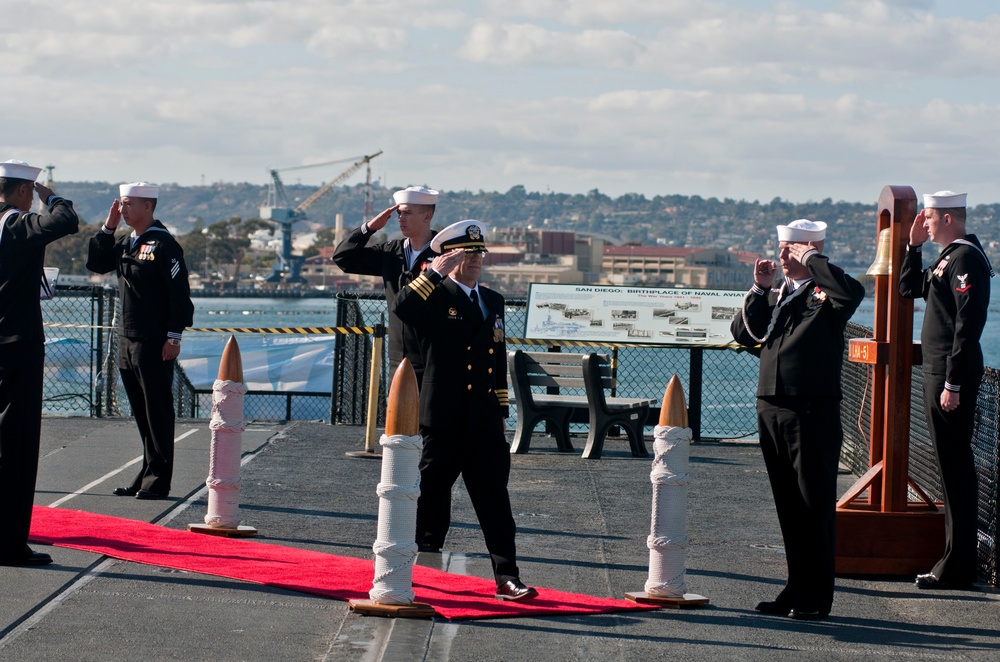 USS Peleliu change of command