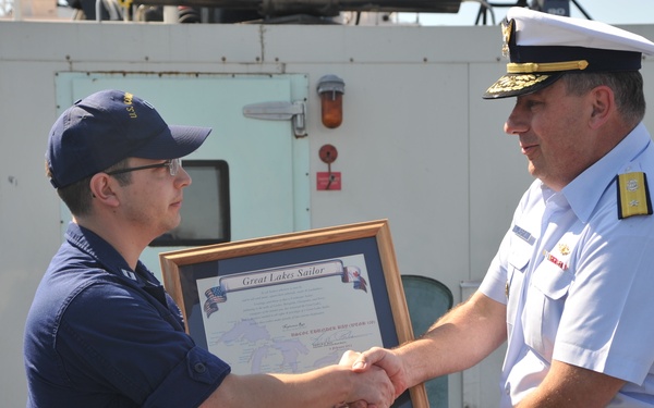 Great Lakes Sailor Certificate Presentation