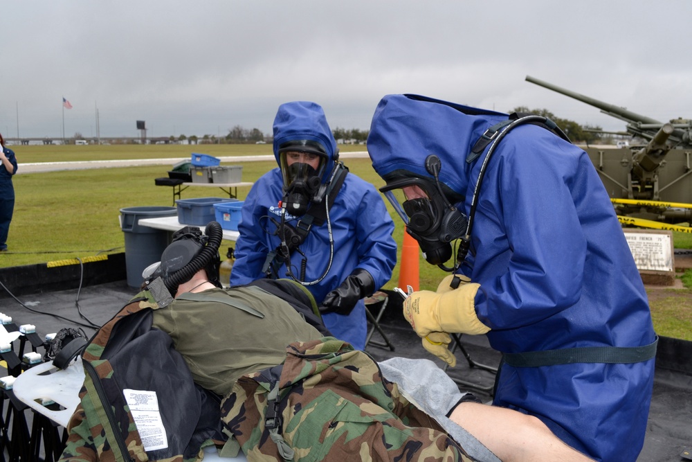 GST trains aboard USS Alabama