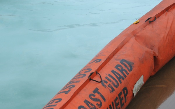 Oil Spill training at OHMSETT
