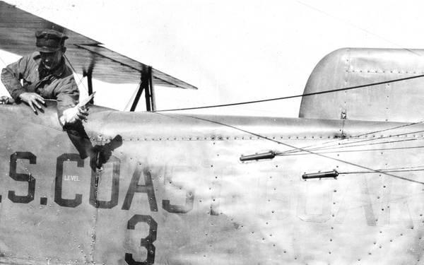 Loening OL-5 with Pigeons