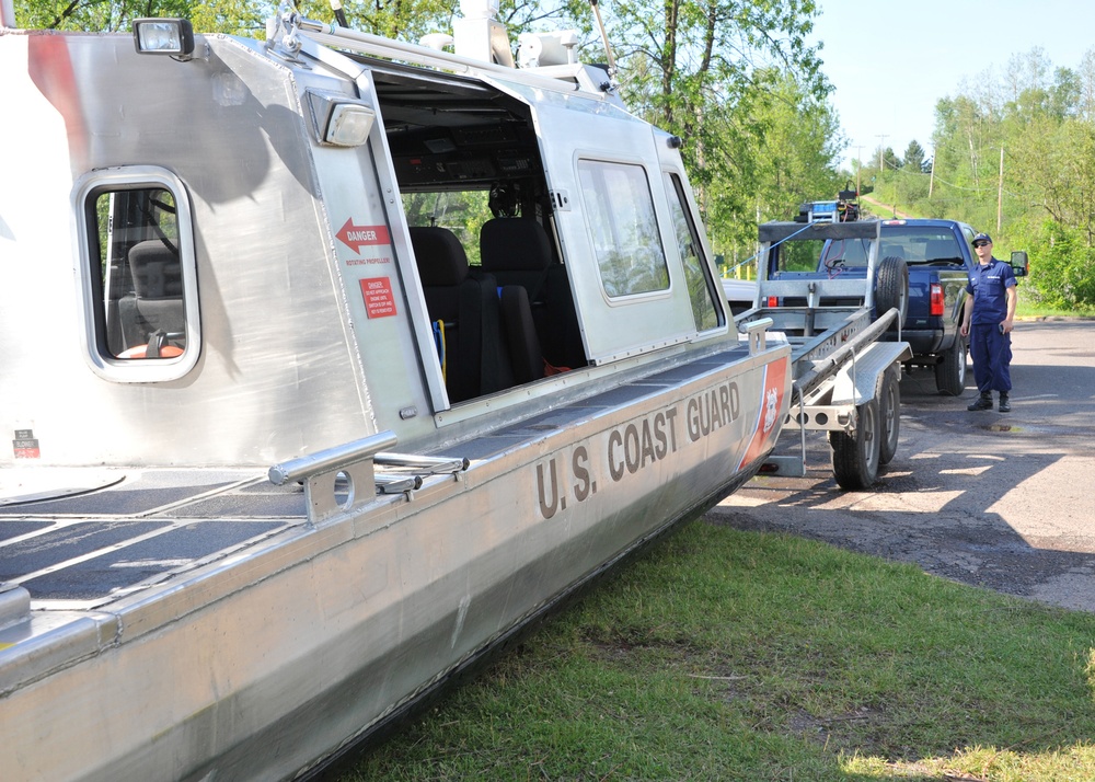 Duluth Flood Media Escort