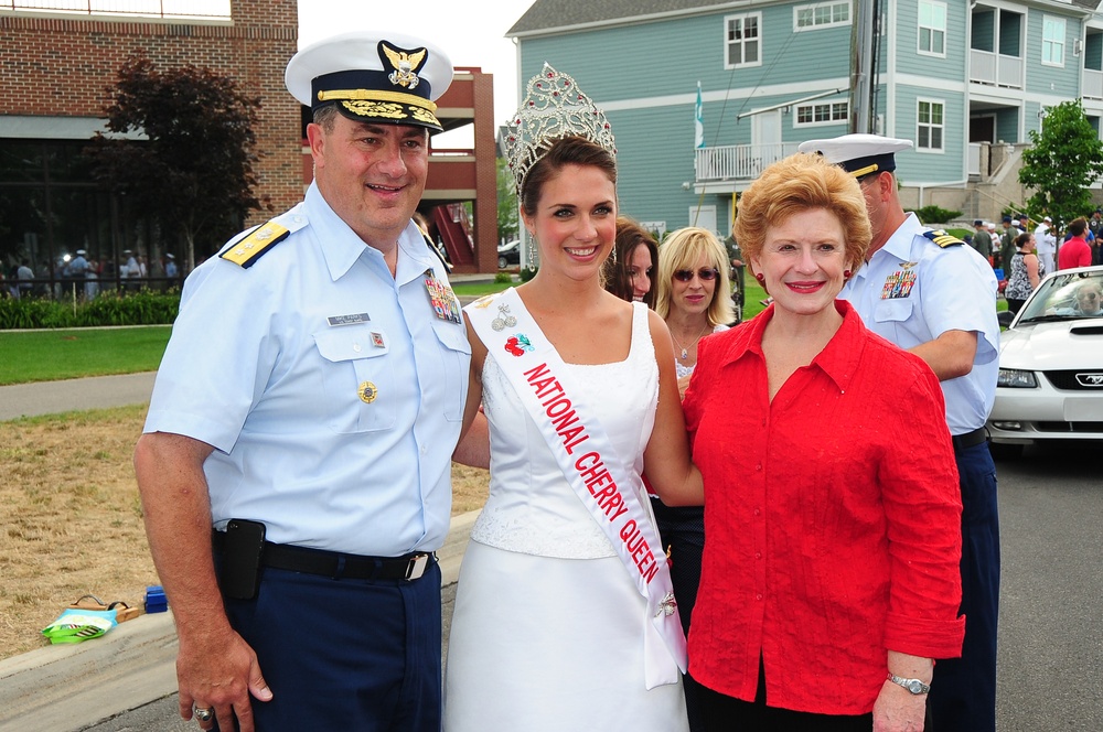 Rear Adm. Parks greets the National Cherry Queen