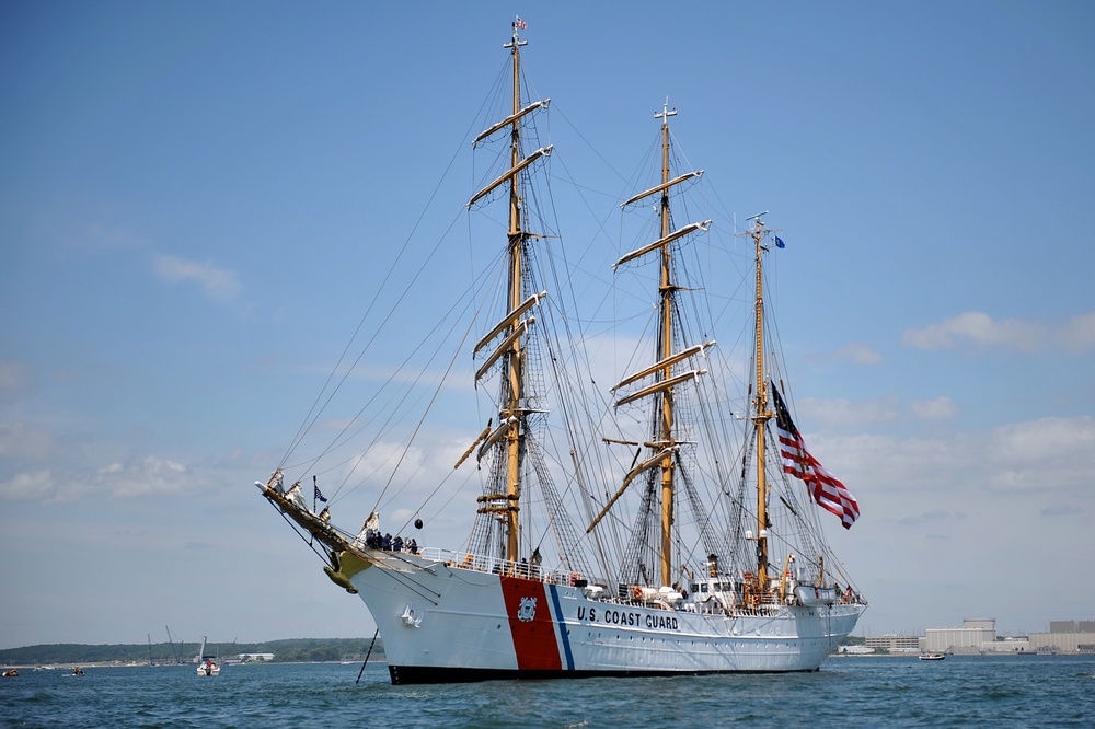 DVIDS - Images - Coast Guard Cutter Eagle